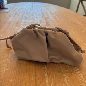 Banana Republic Soft Tan Leather Clutch Y2K